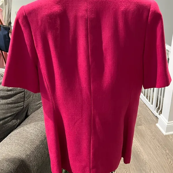 Women’s Size 10 Pink Atrium Collection 2 Piece Skirt Suit - Image 2