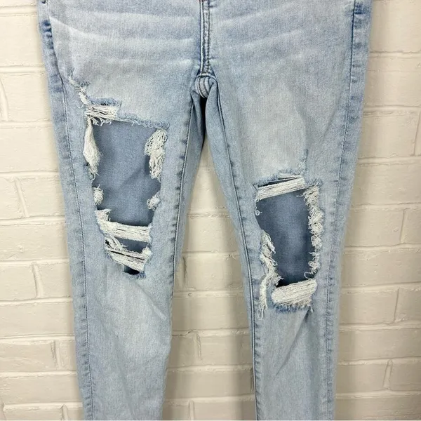 American Eagle Distressed Light Wash High Rise Jegging Size 2 - Image 11