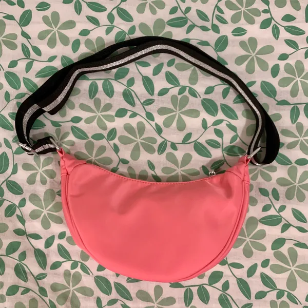 Skinnydip London Sling Pink Crossbody Bag - Image 2