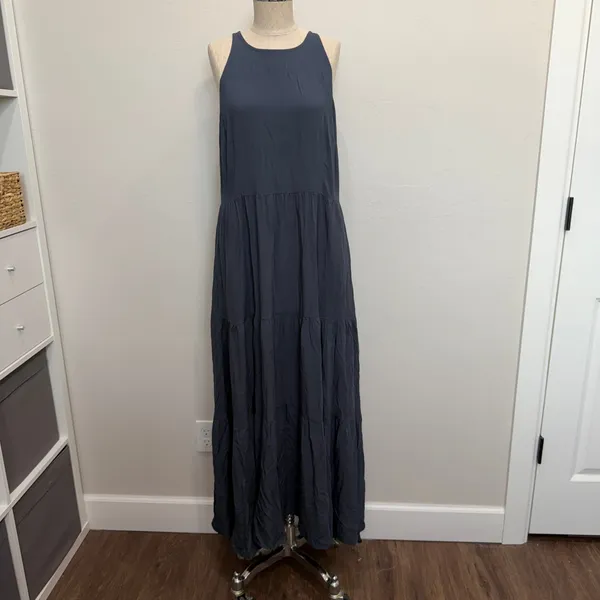 Richer Poorer Sleeveless Tiered Maxi Dress Gray High Neck Flowy Boho Summer - Image 10
