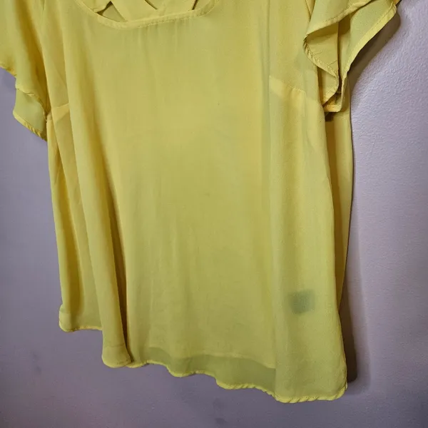 Torrid Yellow Blouse Georgette Cage Front Cutout Lemon Tonic Top Lightweight 0 - Image 4