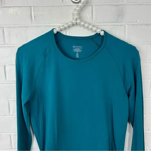 Athleta Fastest Track Running Activewear Long Sleeve Top Size S - Image 5