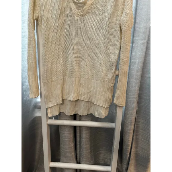 Altard State Cream Criss-Cross V-Neck Sweater Size S EUC - Image 3