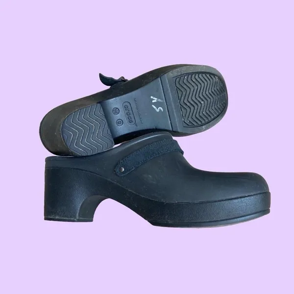 Crocs Sarah Black Slip On Heeled Dual Comfort Lightweight Clogs 🔥 - Image 5
