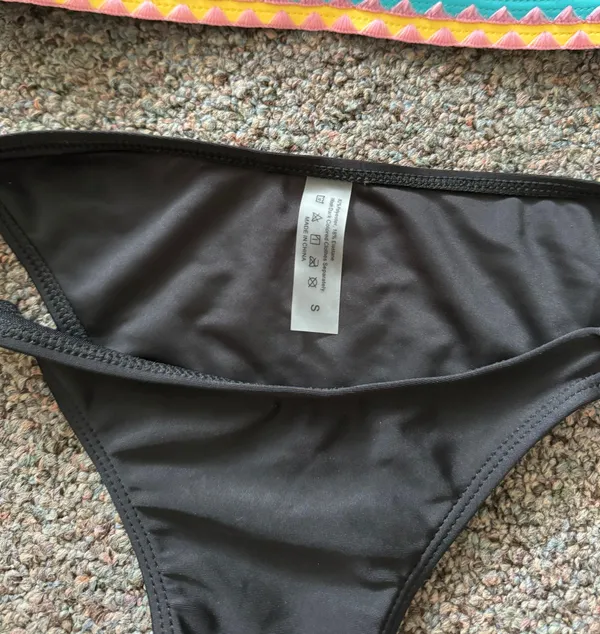 Bikini - Image 3