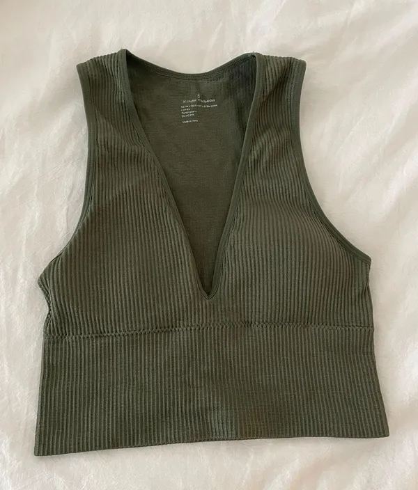 Green Ribbed V - Image 2