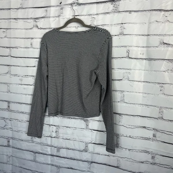 Levi’s Black White Stripe Ribbed Button Front Long Sleeve Women’s Large Top Y2K - Image 9