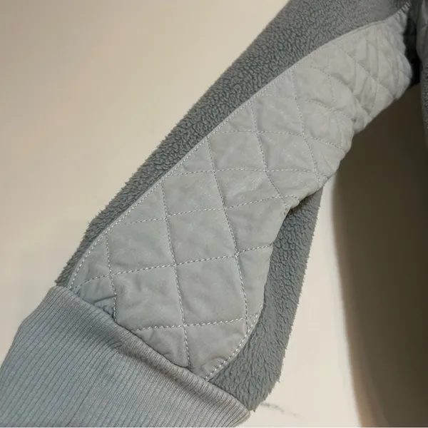 Abercrombie & Fitch Snap Up Quilted Fleece Pullover Sweatshirt Grey Casual - Image 2