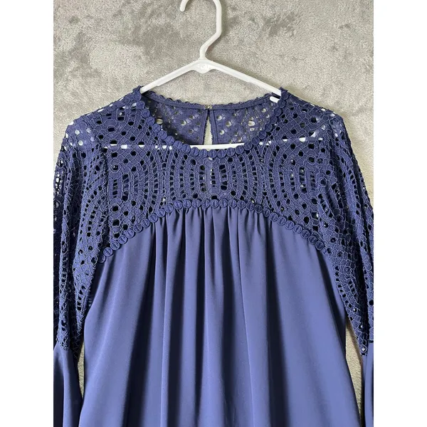 Lilly‎ Pulitzer Amenna Bell Sleeve Lace Dress Size 6 Navy Romantic Boho Chic - Image 2