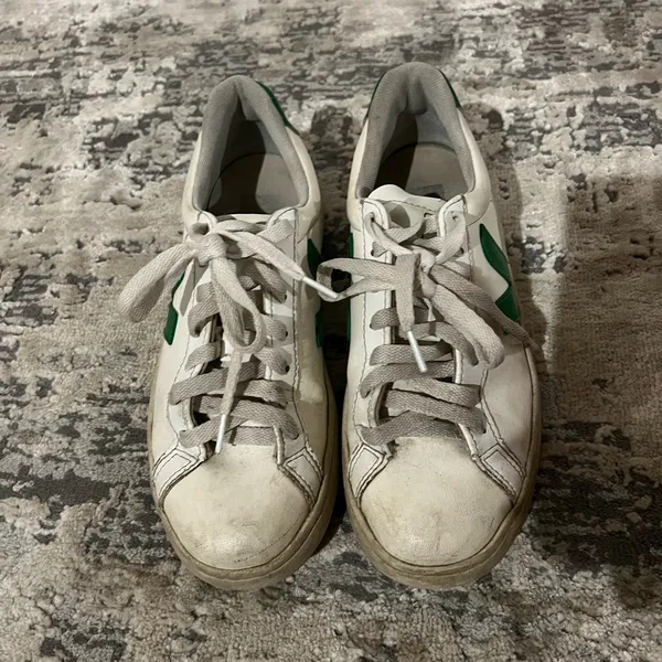 VEJA White & Green Lace Up Sneakers Size 6 US - Image 2