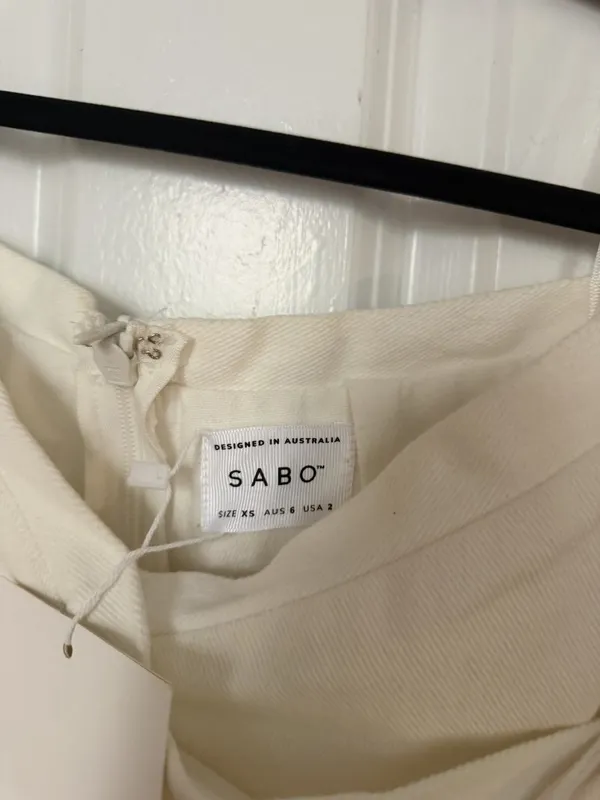 NWT Sabo Skirt Alani White Linen Wrap Mini Skort - Image 4