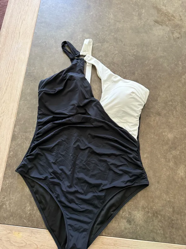 Raquel One-Shoulder One-Piece Swimsuit block color - Image 3