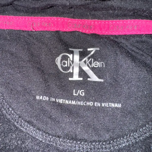 Large Black Sweatshirt - Image 4