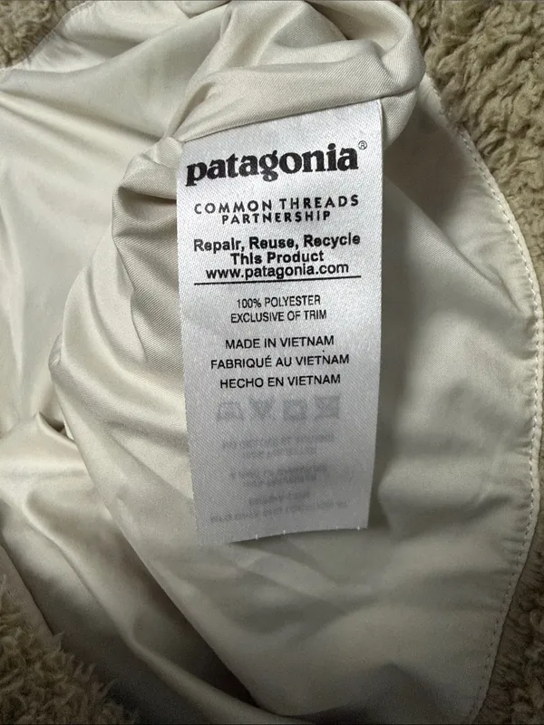 Patagonia Women’s Sherpa Vest - Image 5