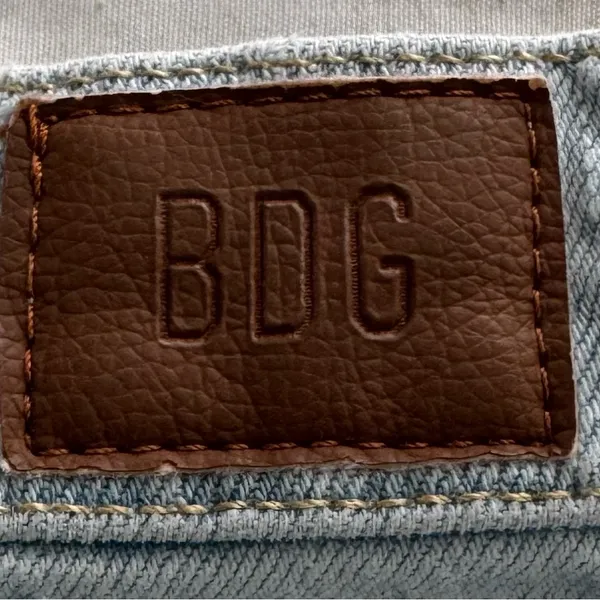 BDG Urban Outfitters High & Wide light wash blue jeans, size 25 western Y2K - Image 11