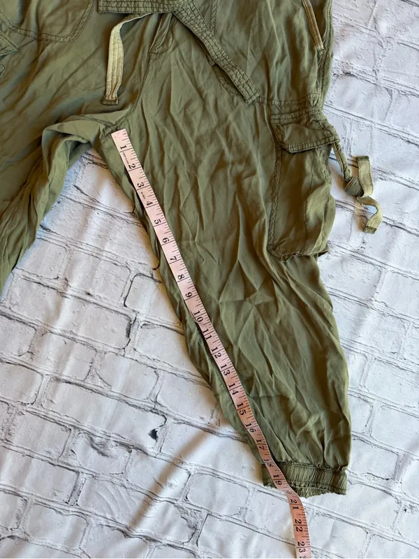 Vintage Y2K Abercrombie & Fitch Women’s Cargo Capri Pants Size 6 Belted Green - Image 7