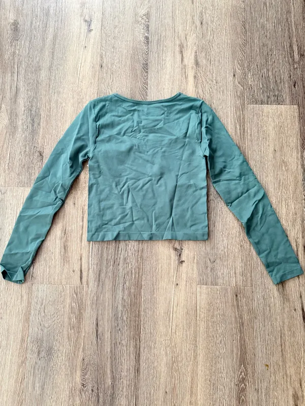 Workout top Green Size M - Image 2