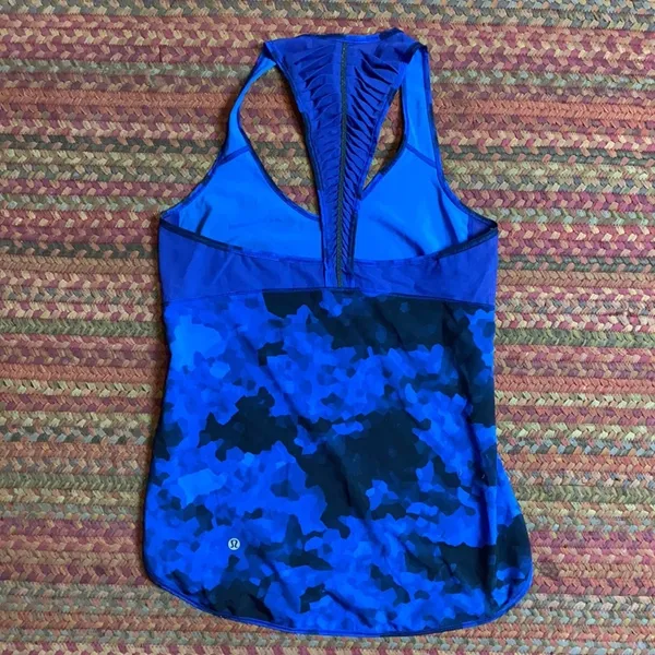 NWOT LULULEMON BLUE VENT IT OUT SINGLET ATHLETIC TANK - Image 5