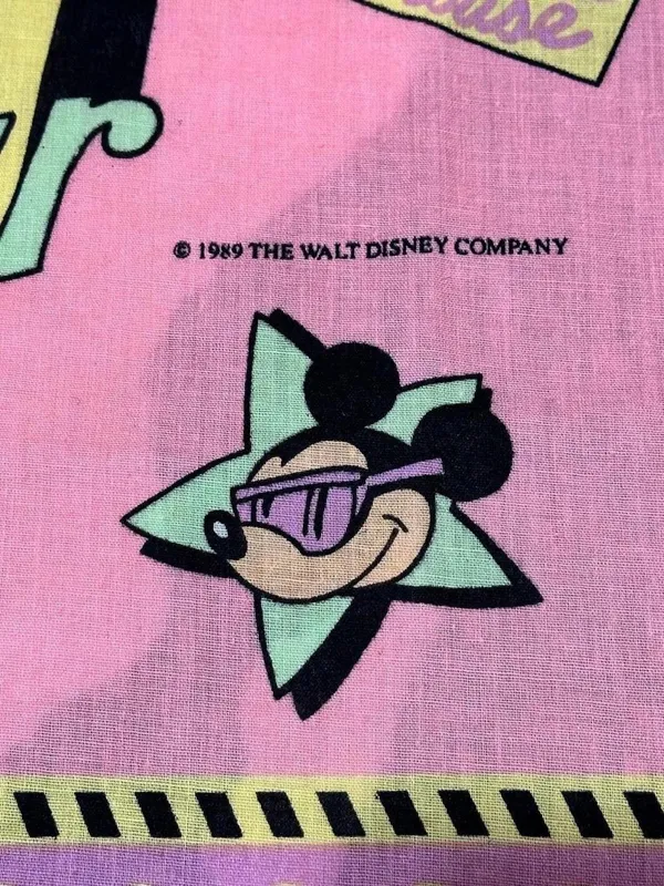 Walt Disney Minnie Mouse Character Scarf - Image 4