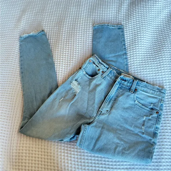 Abercrombie Ripped Light Wash Skinny Jeans - Image 2
