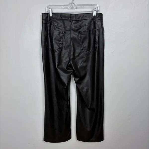 Old Navy Faux‎ Leather Wide Leg Pants Black High Waisted Going Out Edgy Size 10 - Image 6