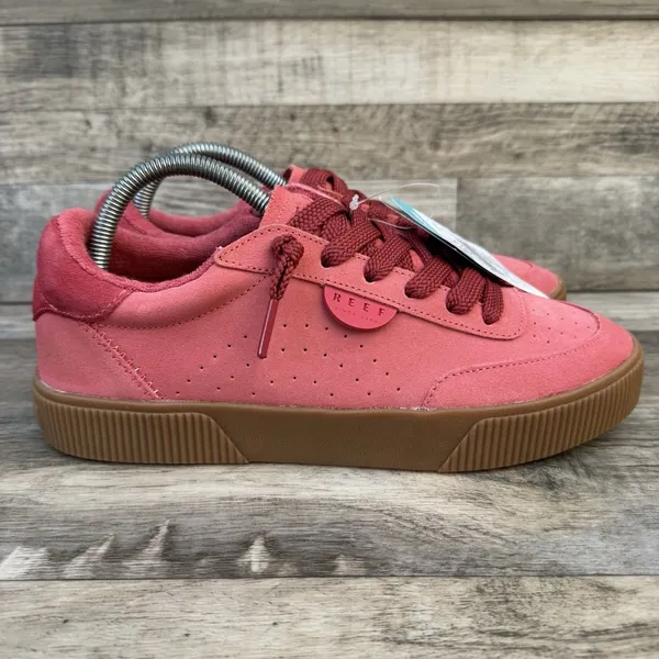 Reef Lay Day Seas Womens 9.5 Red Duo Suede Sneakers CJ7204 New - Image 2