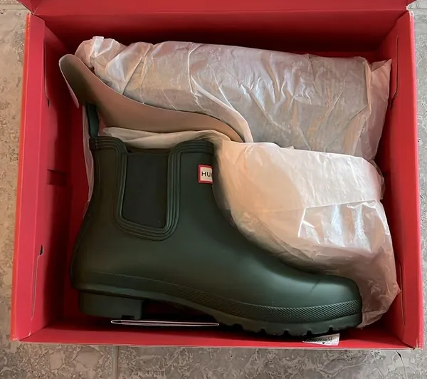 Hunter NEW Women's Original Chelsea Boots, Green Size 11 New w/Tag - Image 6