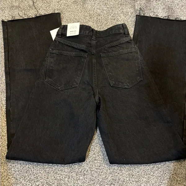 Zara Wide Leg Jeans - Image 5