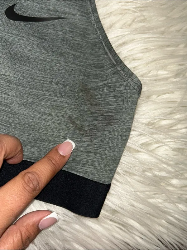 Nike sports bra - Image 3