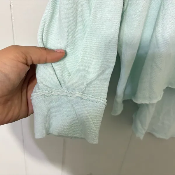 We The Free Free People Mint Green V Neck Long Sleeve Tee Pleated Back Size S - Image 3
