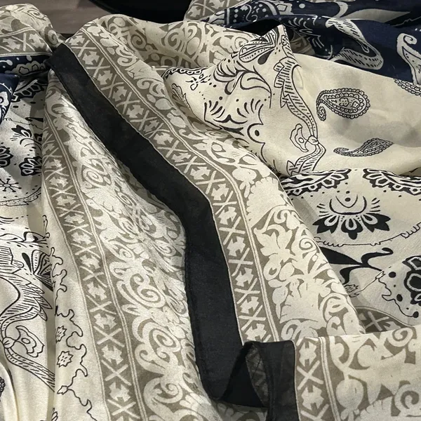 100 % silk Paisley Scarf in Navy & Cream - Image 10