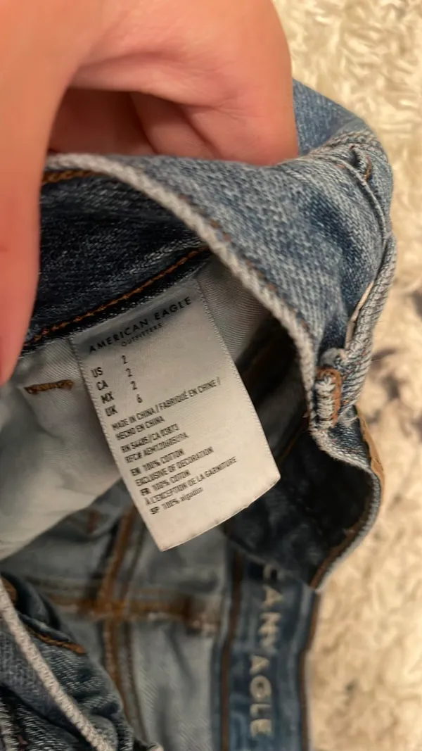 American Eagle Outfitters “Mom Shorts” - Image 3