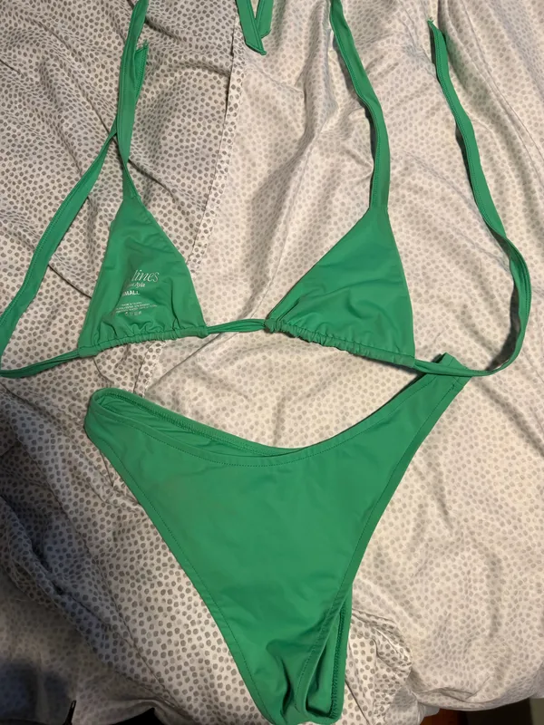 Green Bikini - Image 2