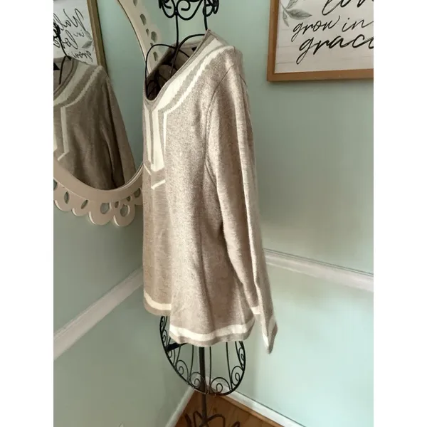 FRENCH CURVE large Sweater Cashmere Tan Oatmeal Cream‎ Top Pull Over Round Neck - Image 2