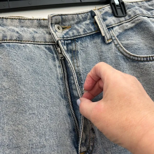ASOS Collusion x005‎ Straight Leg Light Mineral Blue Wash Mom Jeans - Image 4