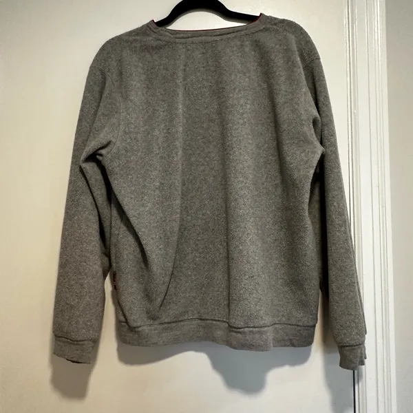 VTG 90s Y2K Mickey Mouse Disney XLarge 16/18 Grey Red Crewneck Pullover Fleece. - Image 2