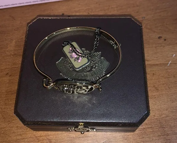 Juicy Couture Retro Pam & Gela Gold Bracelet - Image 3