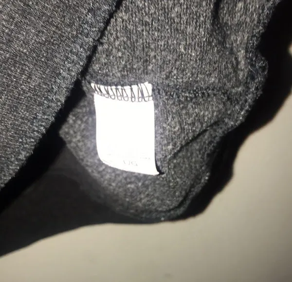Bling- Victoria’s Secret pullover light sweater L - Image 4