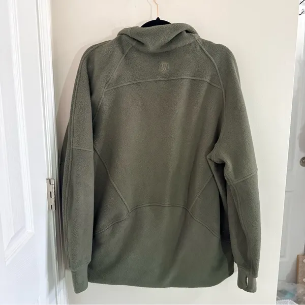 LuluLemon Olive Green Zip-Up Fleece Jacket Size M/L EUC - Image 7