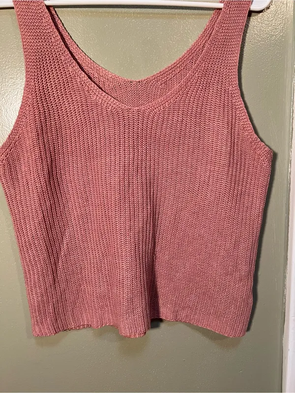 Women’s Size Large Sleeveless Sweater Reversible Scoop Neck V-Neck Knit Pink - Image 3