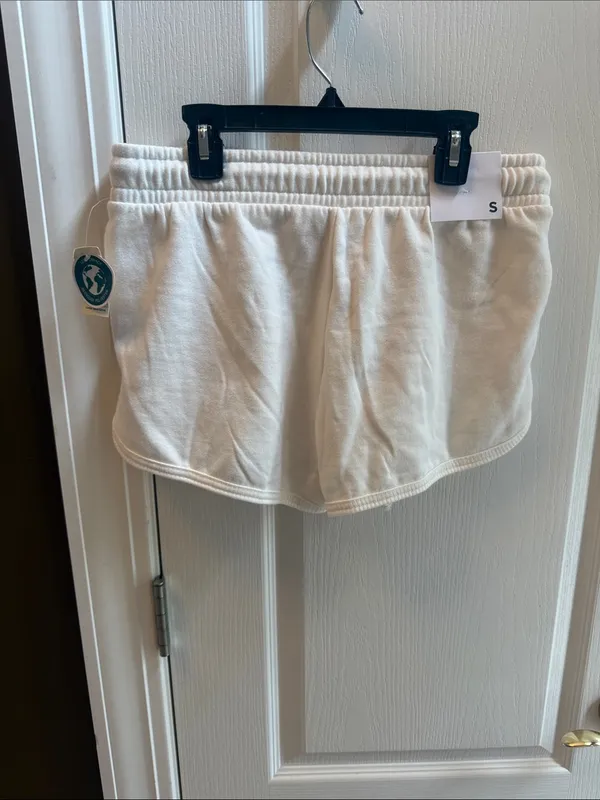 Aeropostale Cream Drawstring Athletic Lounge Shorts - Image 2