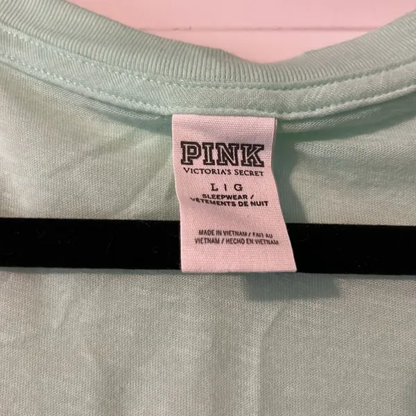 VS Pinm v neck top Size L - Image 2