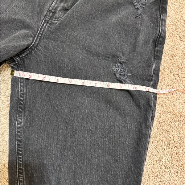 Abercrombie Curve Love 90s Straight Ultra High Rise 29/8 Ripped Black Jeans - Image 9