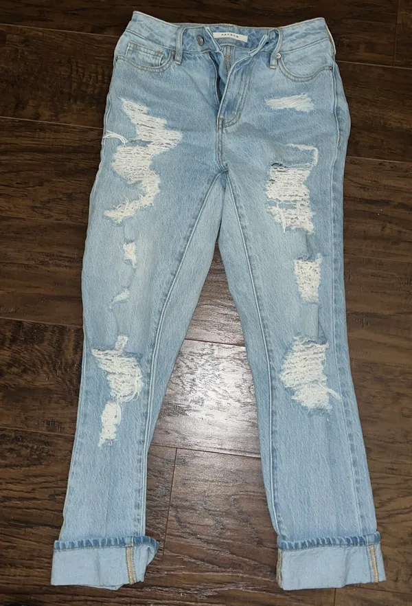 PacSun Ripped Mom Jeans - Image 3
