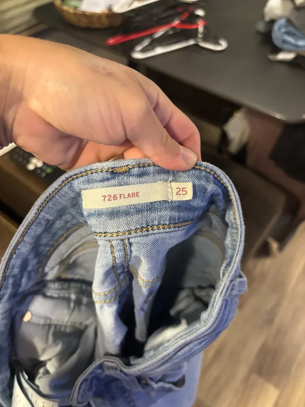 Levi’s Jeans - Image 4