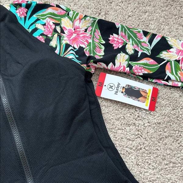 Hurley women’s swimsuit. M - Image 15