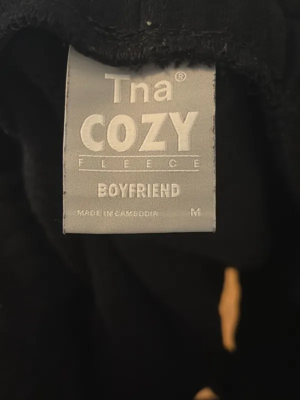 TNA Cozy Boyfriend Shorts Aritzia - Image 4