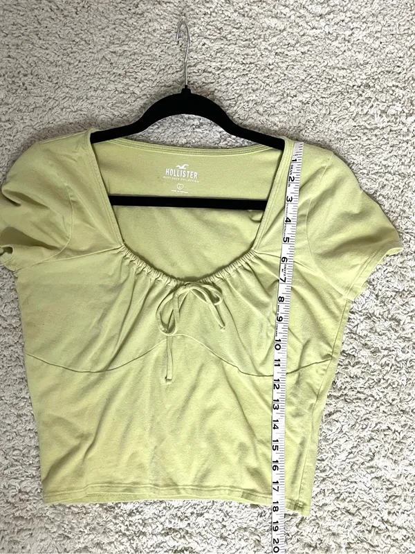 Hollister Lime Green Scoop-Neck Tie-Front Short Sleeve Top - Image 4