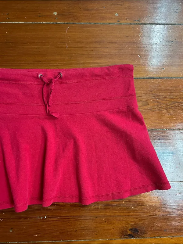 Vintage SO… So Real. So Right Y2K Red Cotton Micro Mini Skirt Sz M 💚🎀 - Image 5