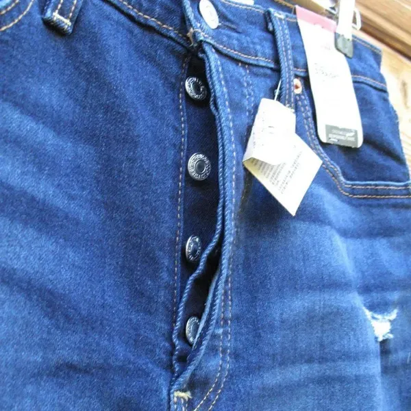 NWT Levi's Ribcage Straight Ankle Jeans - Image 6